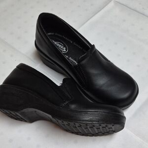 Easy Street Easy Works Black Slip-On Work Shoes Sz 8